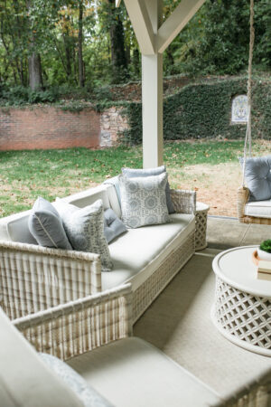 Outdoor Living Space Reveal - Mumu and Macaroons